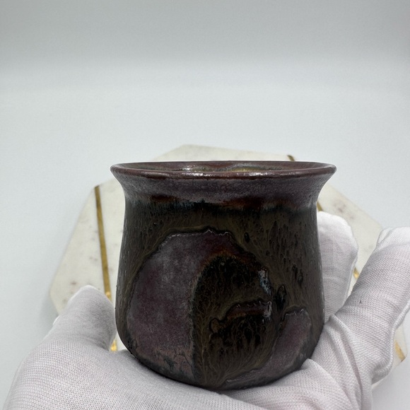 Signed Bonnie Staffel Iridescent Glaze Pottery Clay Cup - Picture 16 of 16